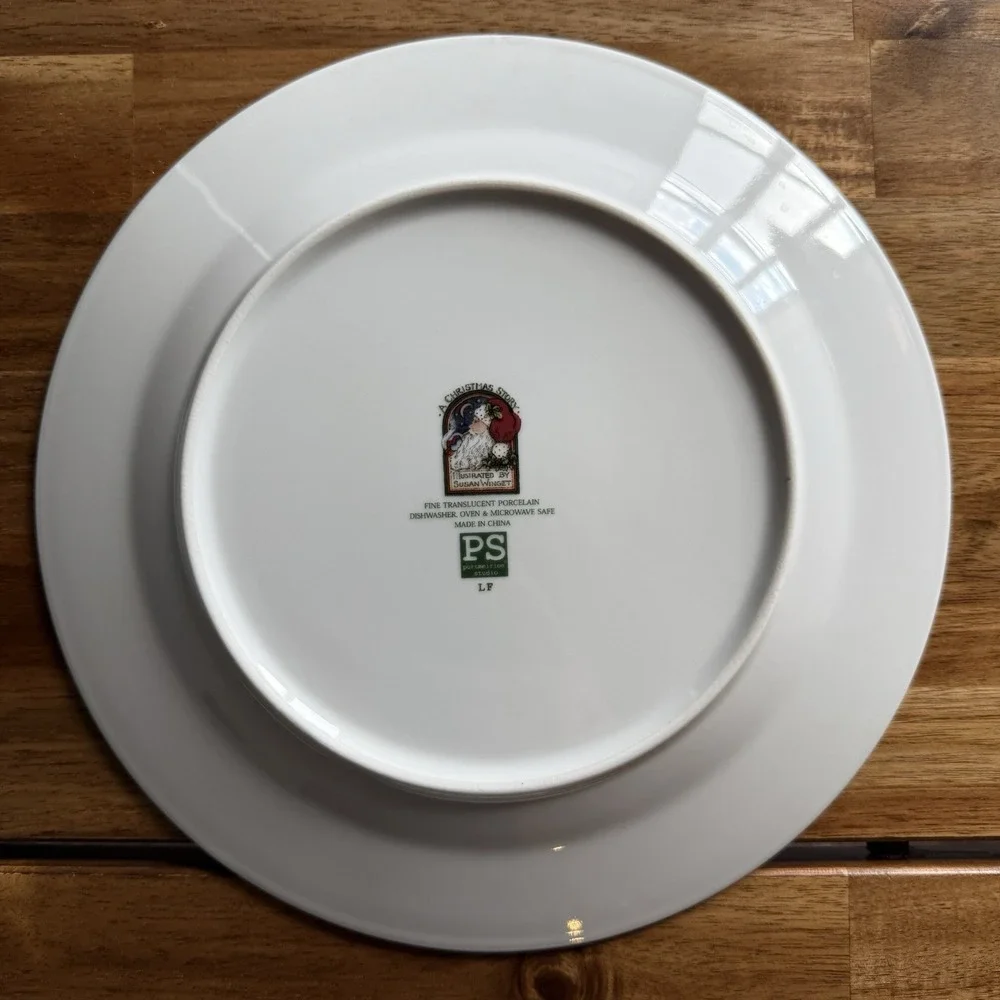 PORTMEIRION STUDIO 4-PC Susan Winget A CHRISTMAS STORY Dinner Plates Santa Claus
